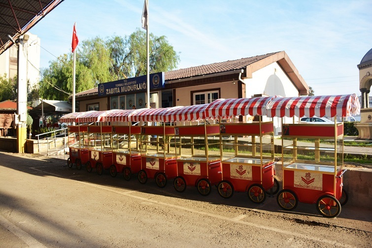 Torbalı Belediyesi tarafından seyyar satıcılara modern araç