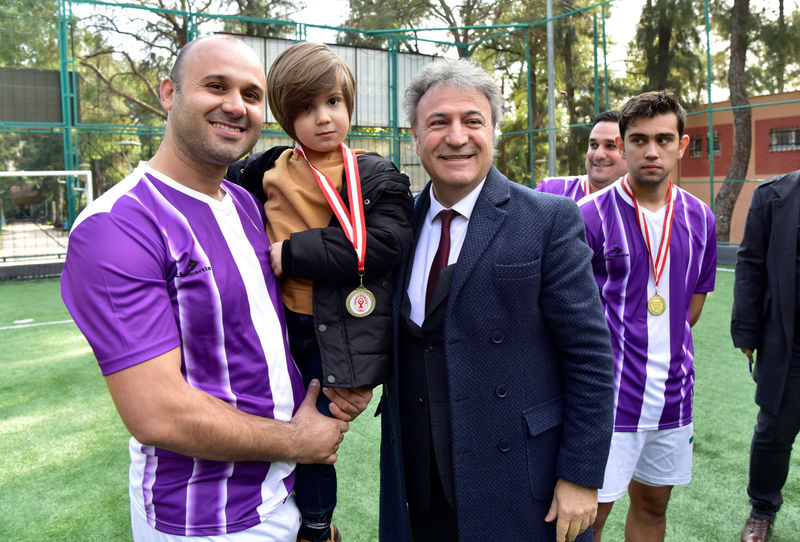 Bornova Belediyesi’nden birimler arası futbol turnuvası