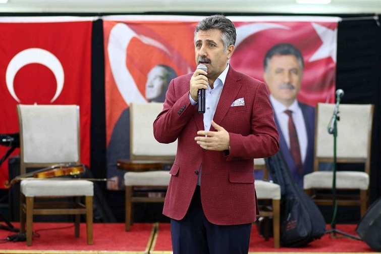 CHP Bayraklı'da dayanışma gecesi