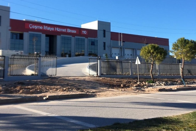 Torbalı ve Çeşme’ye modern itfaiye binası