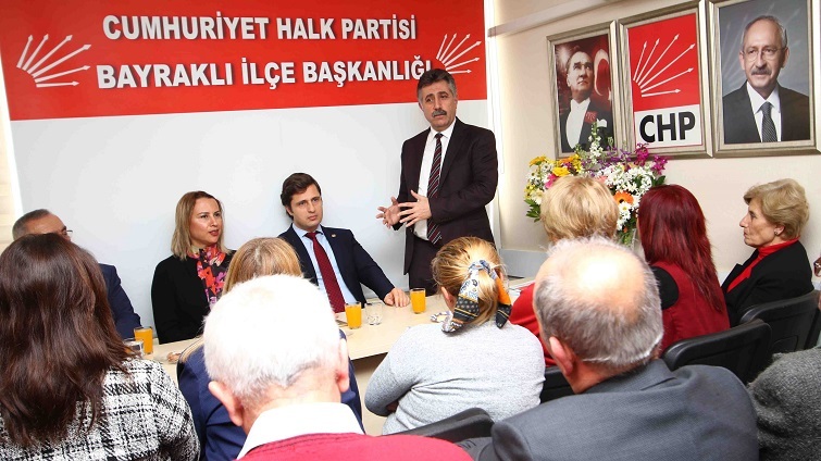 Yücel, Bayraklı örgütüyle buluştu