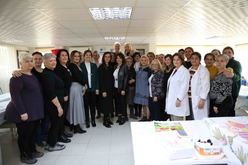 Karşıyaka Belediyesi’nden 6 bin kişiye kurs