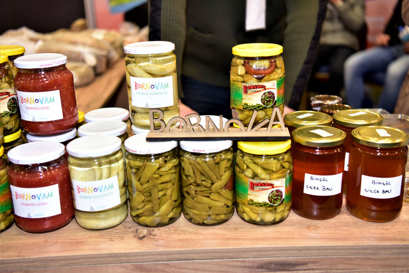 Bornova Belediyesi tarım alanındaki çalışmaları ile fark yaratıyor