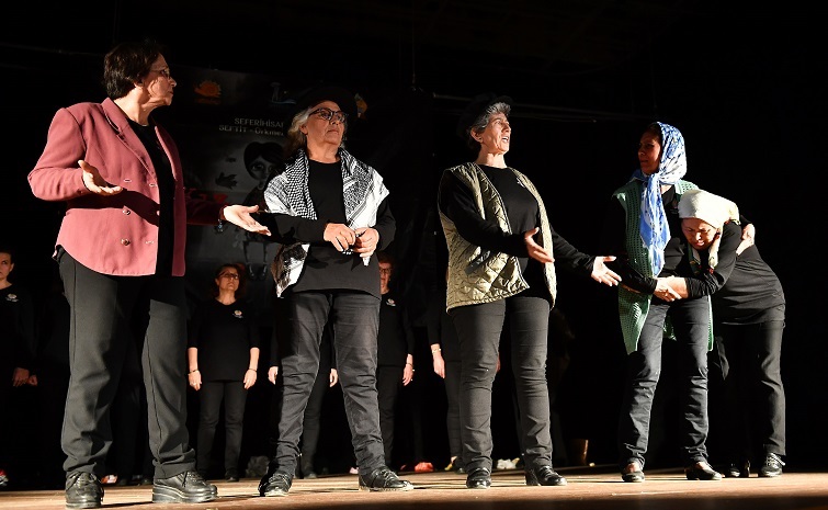 “Kadınların Sahnedeki Sesi” İzmir Sanat’taydı