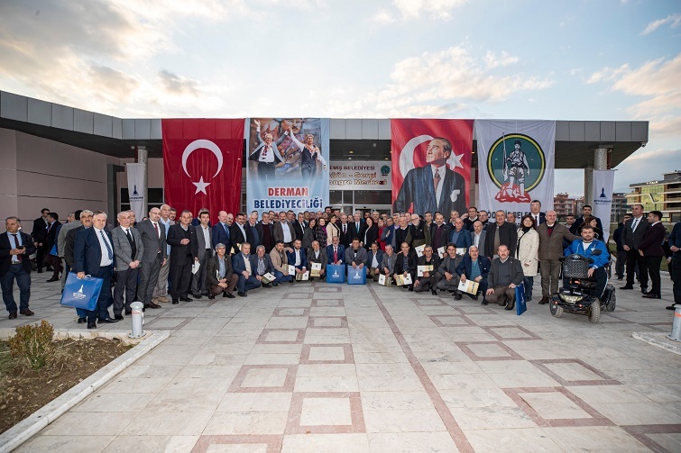 Tunç Soyer bir ayda 871 muhtarı dinleyecek