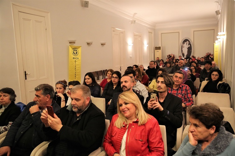 Buca’da “aşk” dolu sanat şöleni