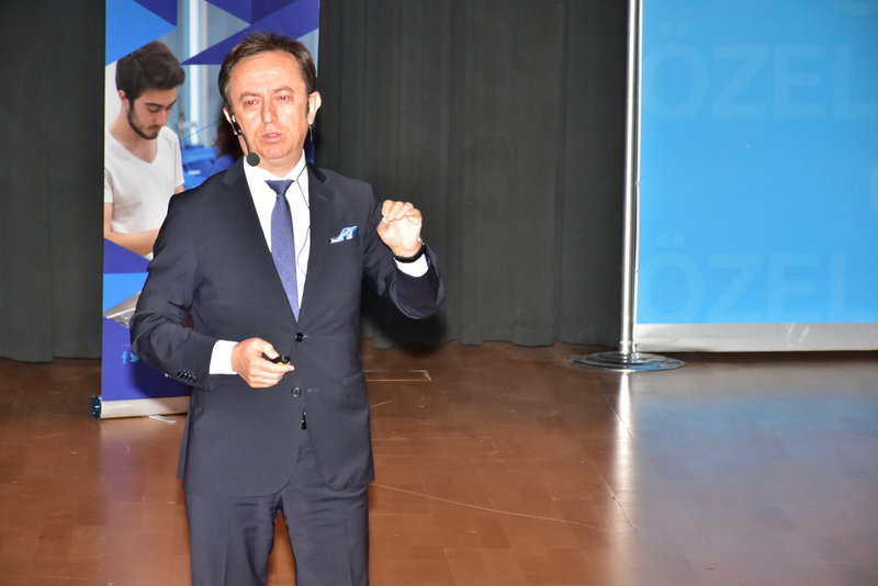 Başkan Uygur’dan öğrencilere büyük jest