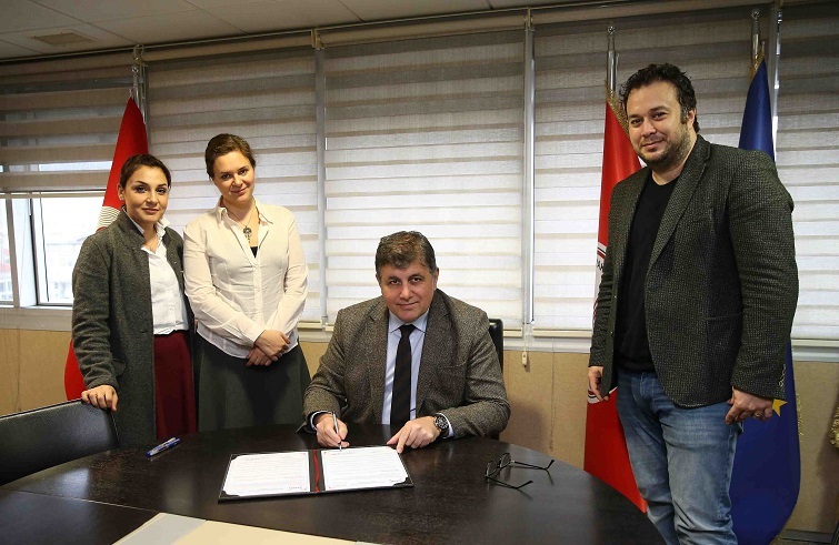 Karşıyaka'dan 'Sinema İzmir'e tam destek