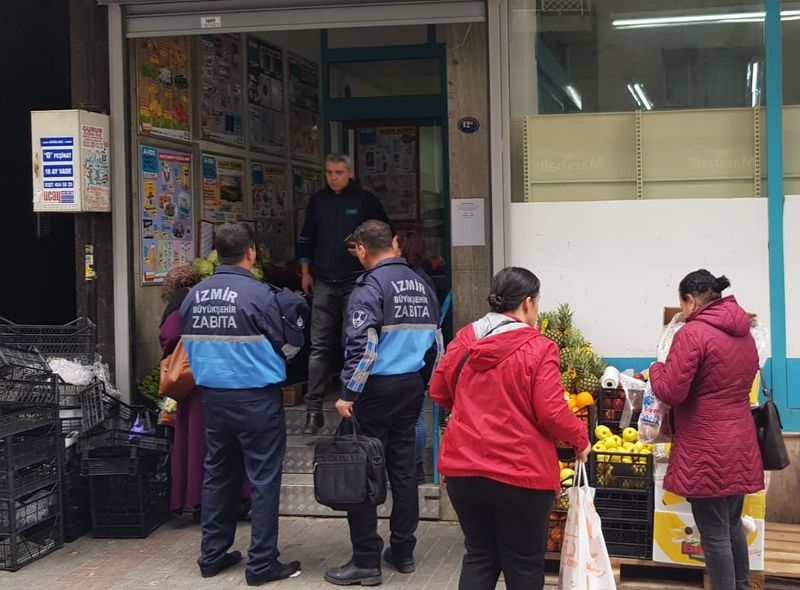 Zabıta gıda denetimini sürdürüyor