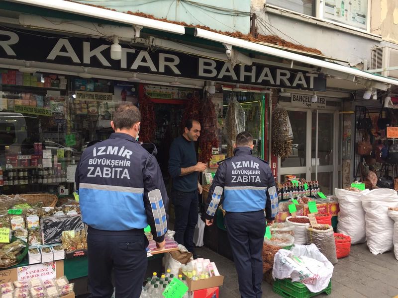 Zabıta gıda denetimini sürdürüyor