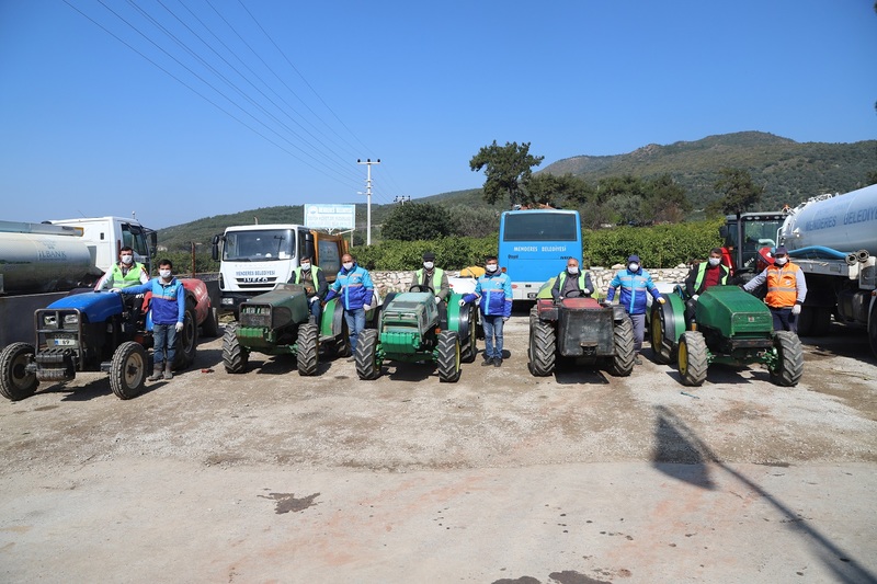 Menderes’te Tüm Sokaklar Dezenfekte Edildi