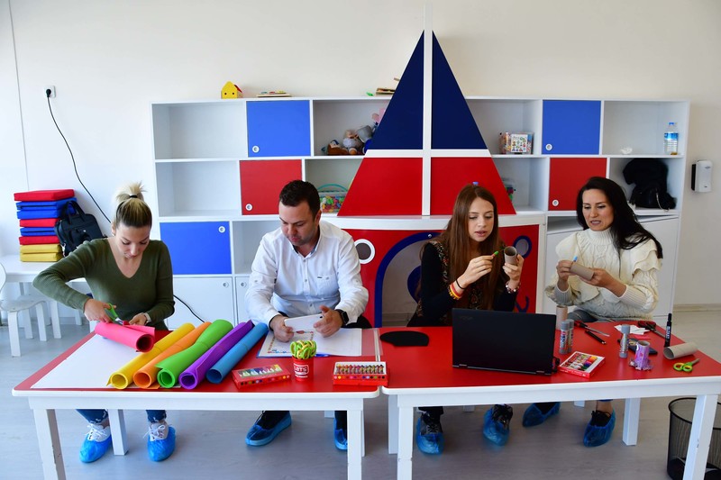 Narlıderenin çocukları ‘uzaktan eğitimle’ mutlu