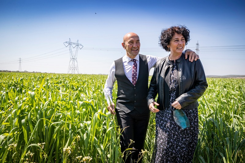 Başkan Tunç Soyer korona günlerinde karakılçık buğday tarlasından çiftçilere seslendi