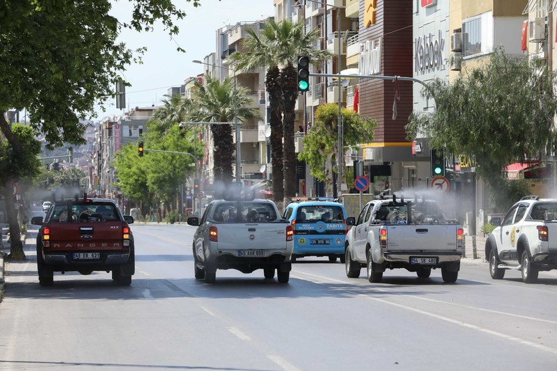 Buca’nın tamamı 3 kez ilaçlandı