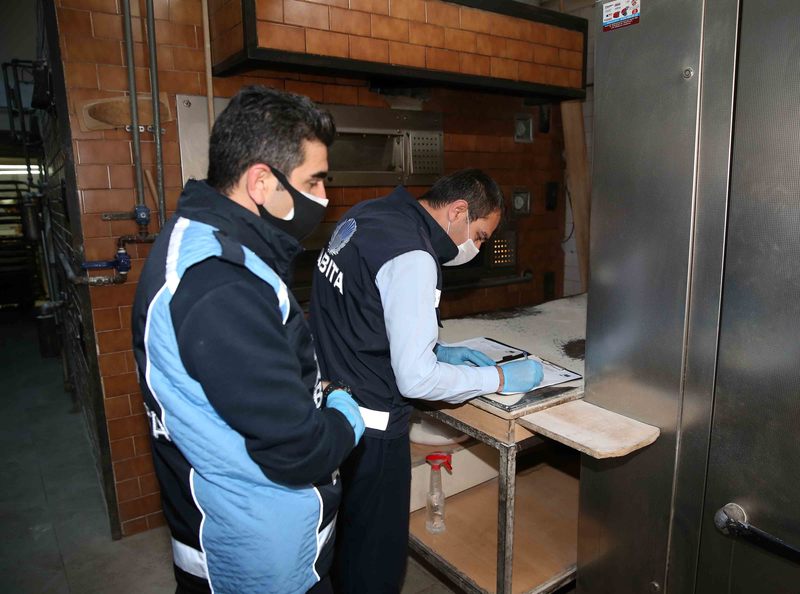 Karşıyaka’da fırınlara Ramazan denetimi