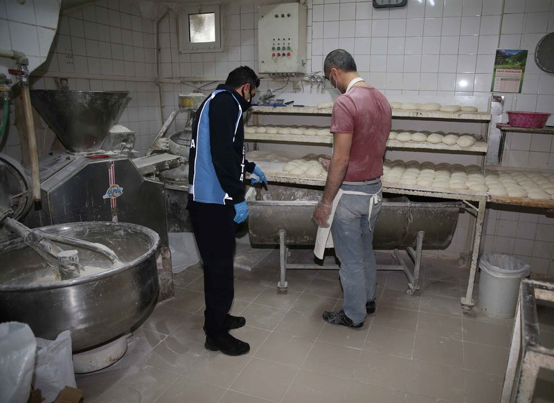 Karşıyaka’da fırınlara Ramazan denetimi