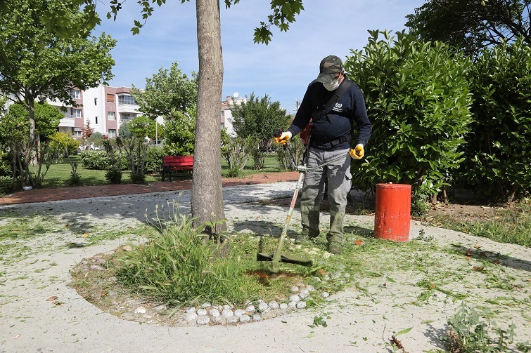 Gaziemir’in parkları salgın sonrasına hazırlanıyor