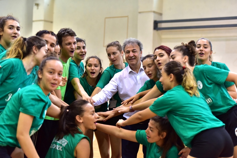 Bornovalı Amatöre tesis desteği geliyor