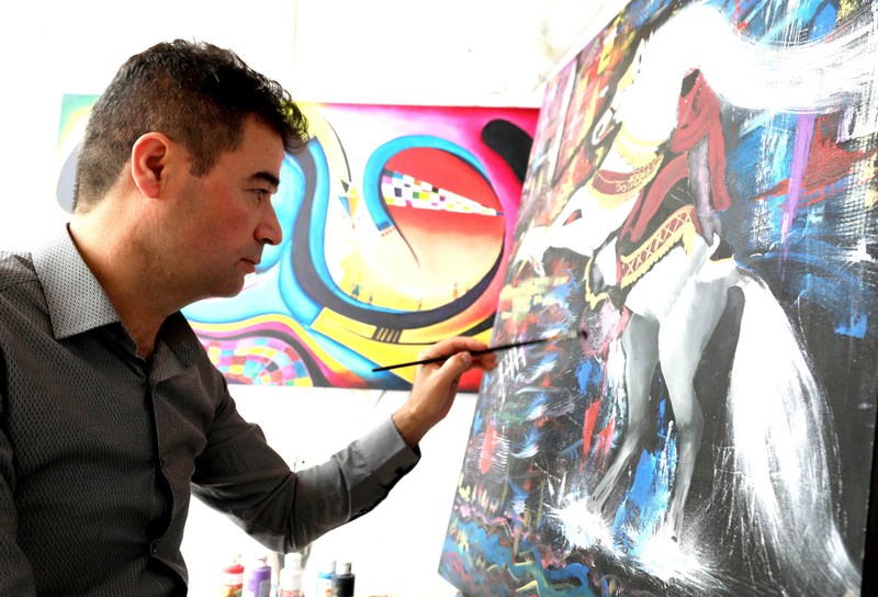 Bayraklı'da ressamlardan uluslararası sanal sergi