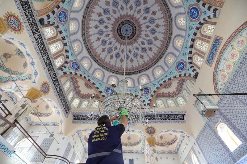 Buca’da camiler pandemi sonrasına hazır