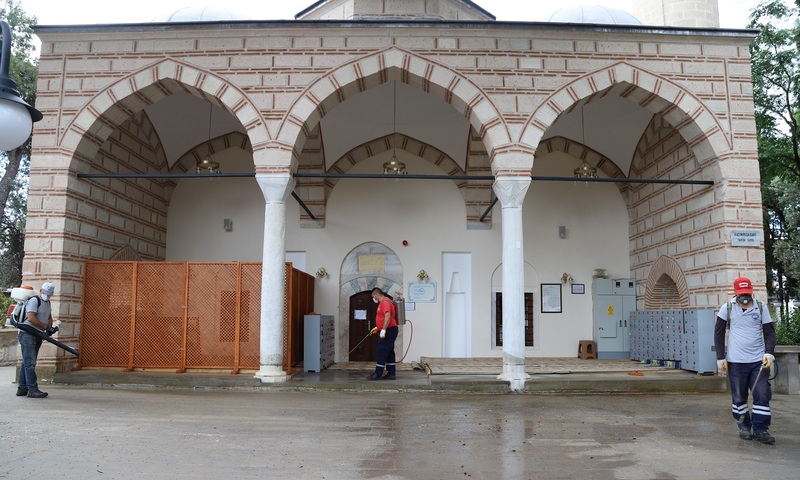 Menderes’te Camiler ibadete hazır