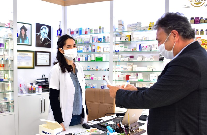 Askıda Reçete Bornova’da