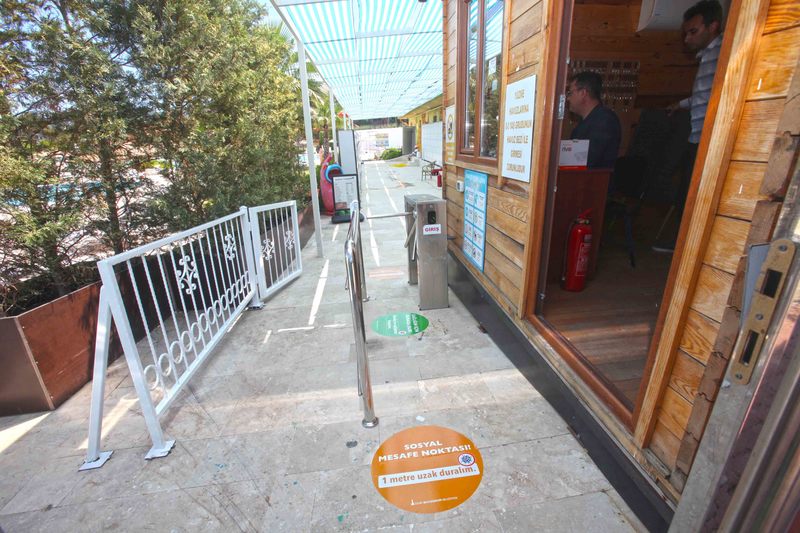 Aqua Yaşam önlemlerle açılıyor