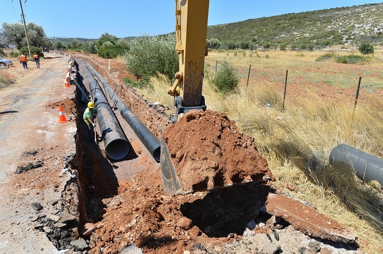 İZSU Çeşme’nin altyapısını yeniliyor