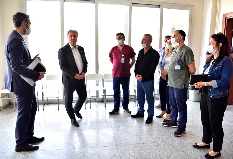 Bornova Belediyesi’nden sağlık kahramanlarına destek