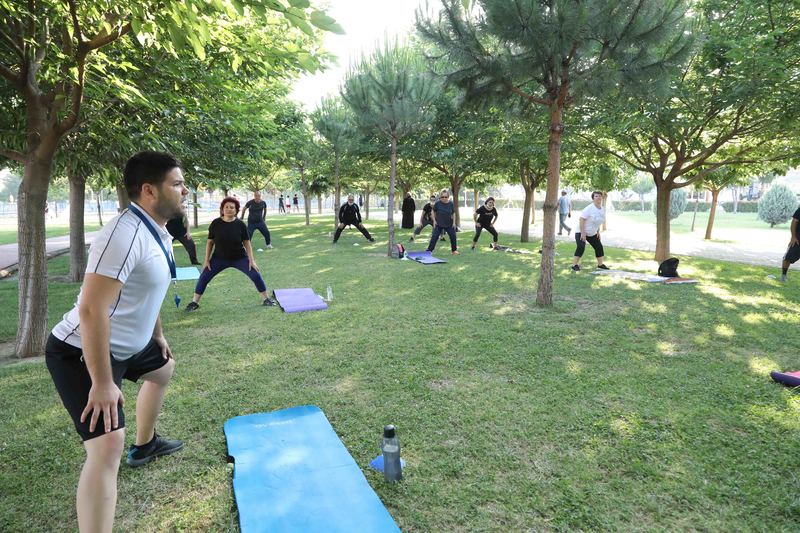 Bayraklı'da spor aktiviteleri başladı
