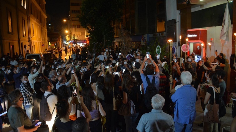 İzmir Barosu Başkanı Av. Özkan Yücel: Mücadele devam edecek