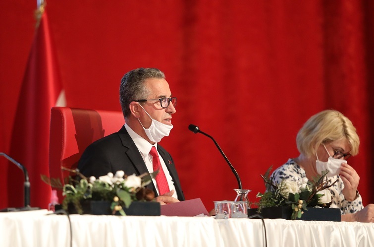 Başkan Halil Arda: “Beni koltuktan indirmek isteyenler hayal görüyor”