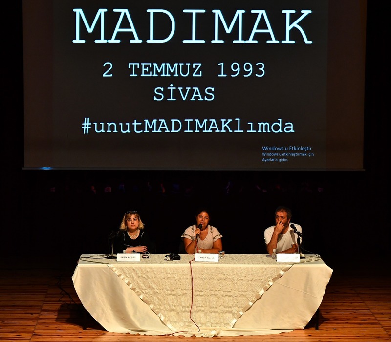 Sivas Katliamı’nın 27. yıl dönümünde 33 aydın ve sanatçı anıldı