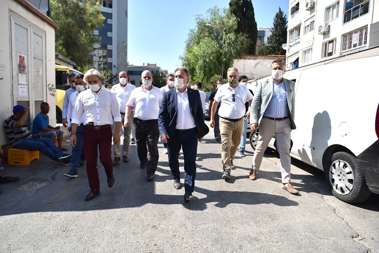 Bornova’da tam takım koronavirüs denetimi