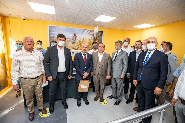 Halkın Bakkalı Menemen’de açıldı