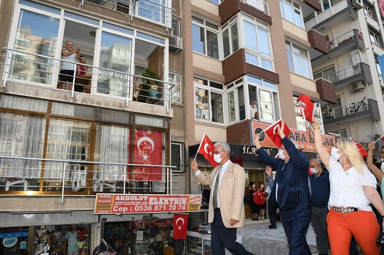 9 Eylül coşkusu Karabağlar’da yaşatıldı