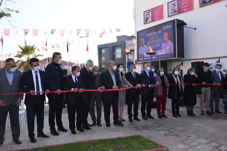 KEMALPAŞA'DA TARİHİ GÜN: ULUCAK'TA ESHOT ve DOĞALGAZ