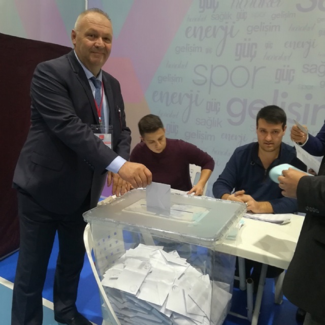 CHP İzmir'de flaş gelişme! Başkan adayı hakkında ihraç kararı