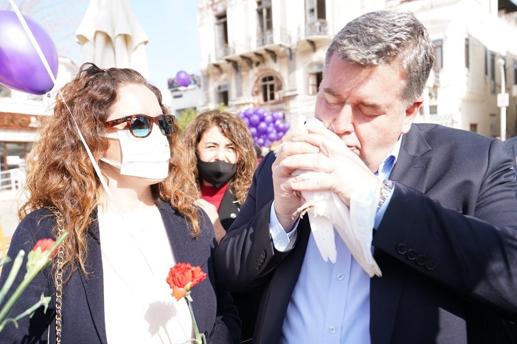 Başkan Oran, “Çünkü kadın hayattır!”