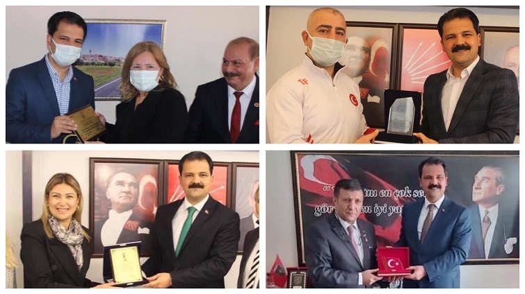 Başkan Gruşçu'ya Ödül Yağmuru