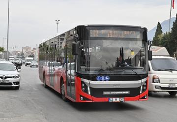 447692