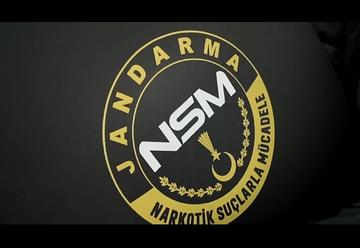 448569