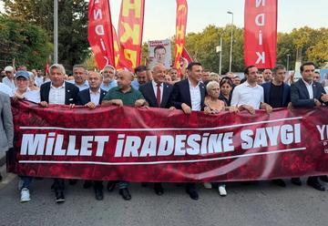 453049
