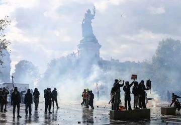 456226