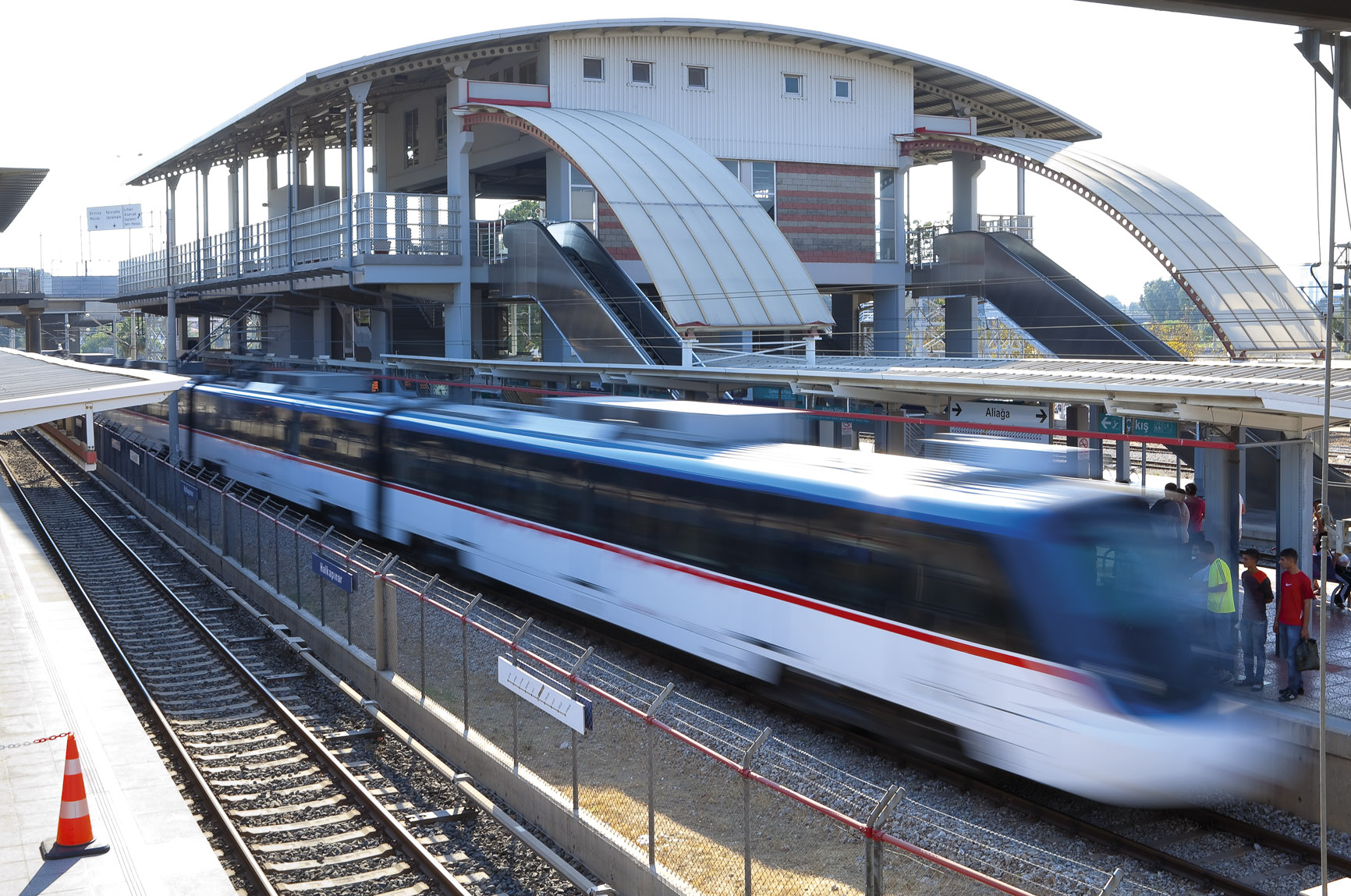 İZBAN Torbalı Hattının Açılışına 3 Gün Kala Tören İptal!