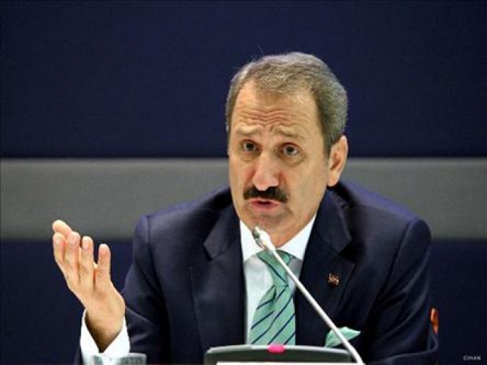 Biri bizi 'cep'liyor Biri bizi 'cep'liyor