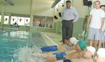 Hem yarı olimpik hem çok temiz