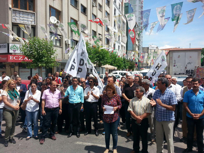 HDP İzmir: Saldırılar Bizi Yıldıramayacak